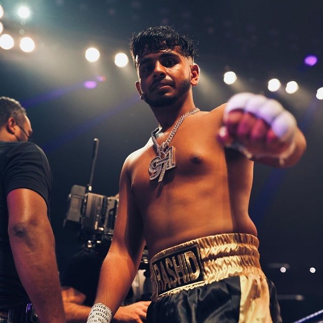 Floyd Mayweather's return to boxing will take place over eight rounds. YouTuber Money Kicks warns that Floyd Mayweather has'real fight'.