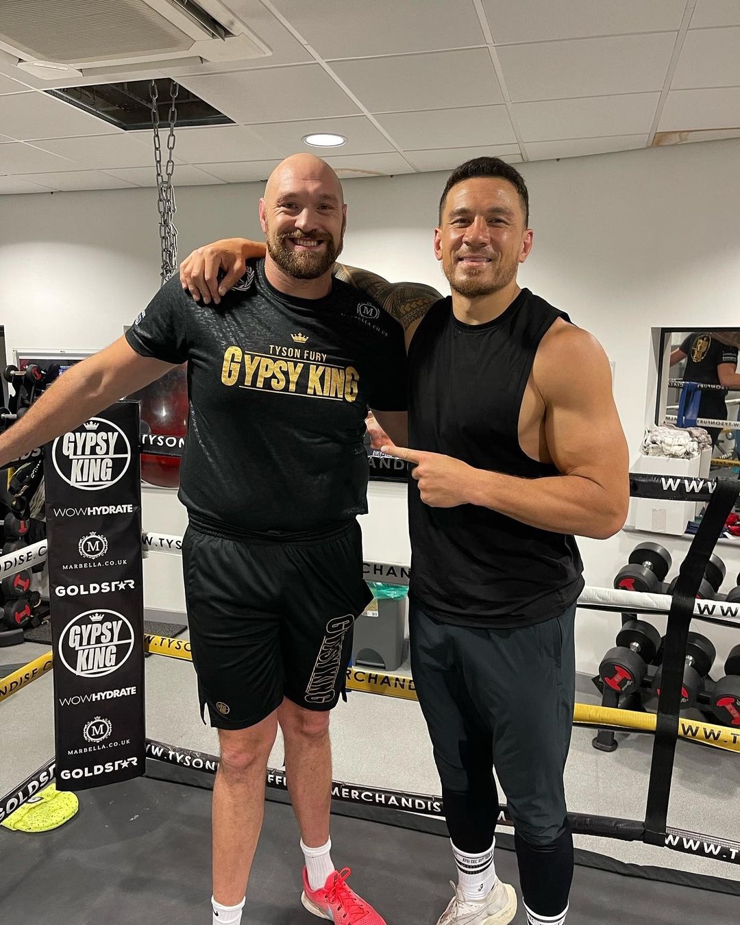 Tyson Fury trains with Joseph Parker, Sonny Bill Williams, and rugby World Cup winner Sonny Bill Williams in preparation for his next fight