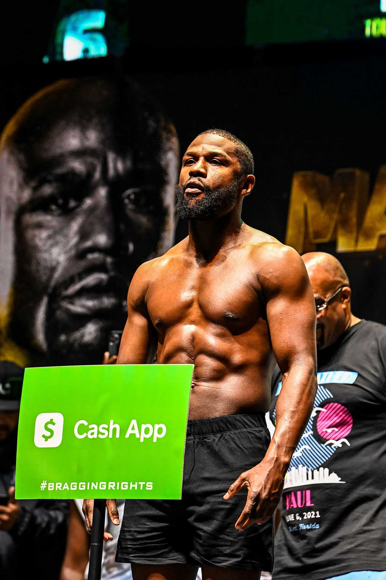 Money Kicks claims Floyd Mayweather fight will be confirmed very soon and expects an announcement in a few days.