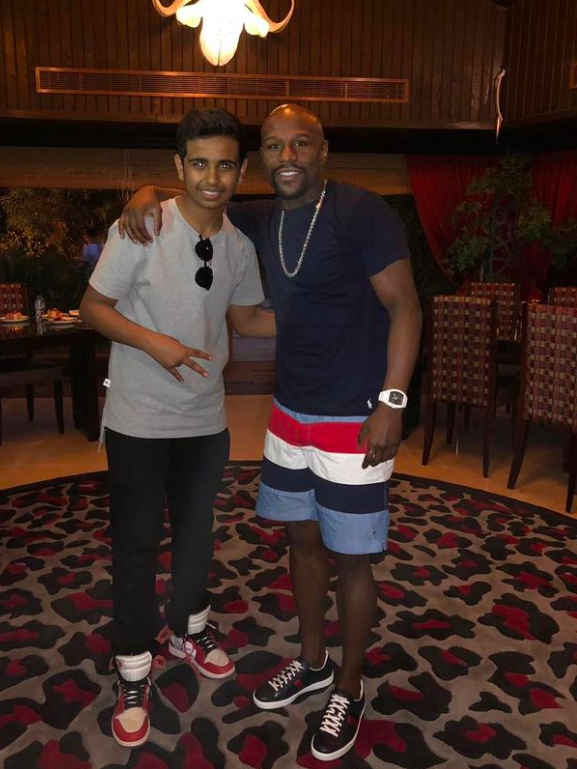 Money Kicks claims Floyd Mayweather fight will be confirmed very soon and expects an announcement in a few days.