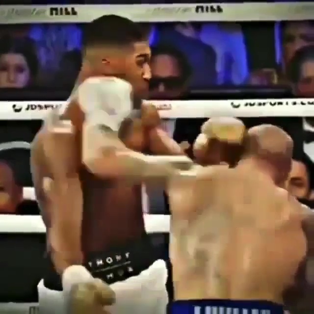 Oleksandr Usyk killed Anthony Joshua using a slick move Floyd Mayweather used for Canelo alvarez