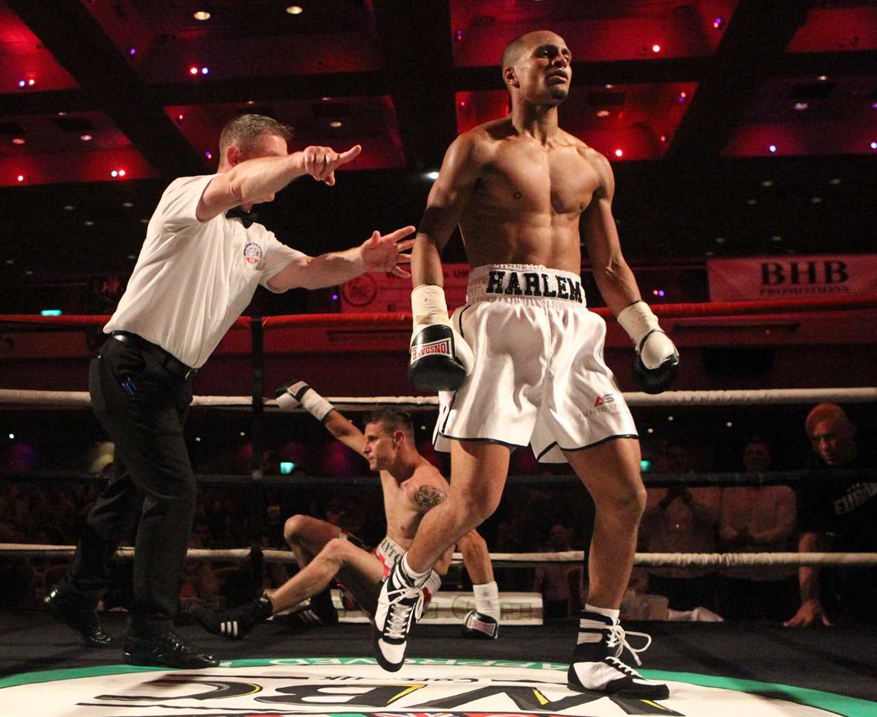 Chris Eubank Jr. slams Adam Booth, trainer for Liam Williams' pair's grudge match... with cousin Harlem