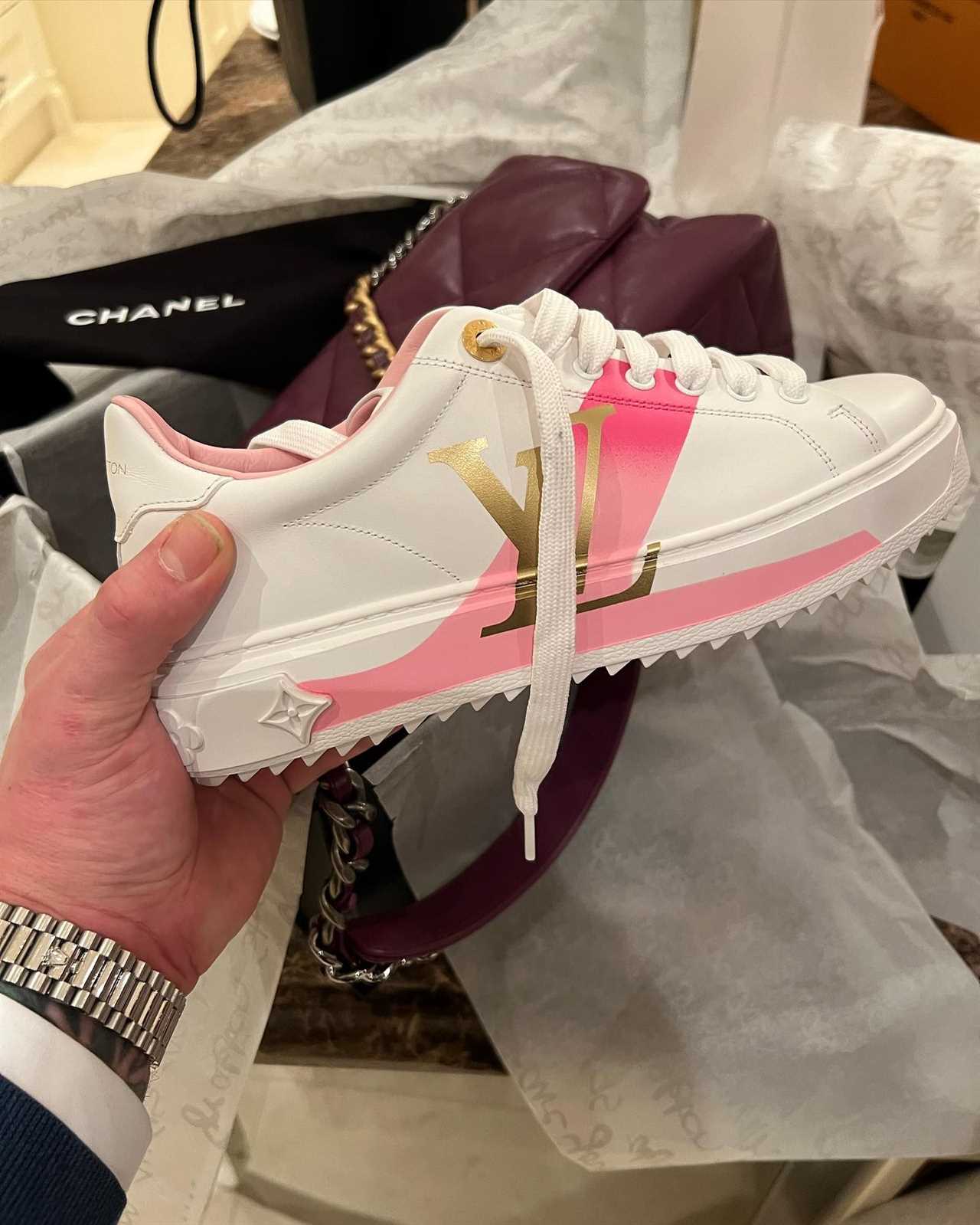Conor McGregor's partner Dee Devlin shared a pic of them snoozing as he takes his wife on a huge shopping spree