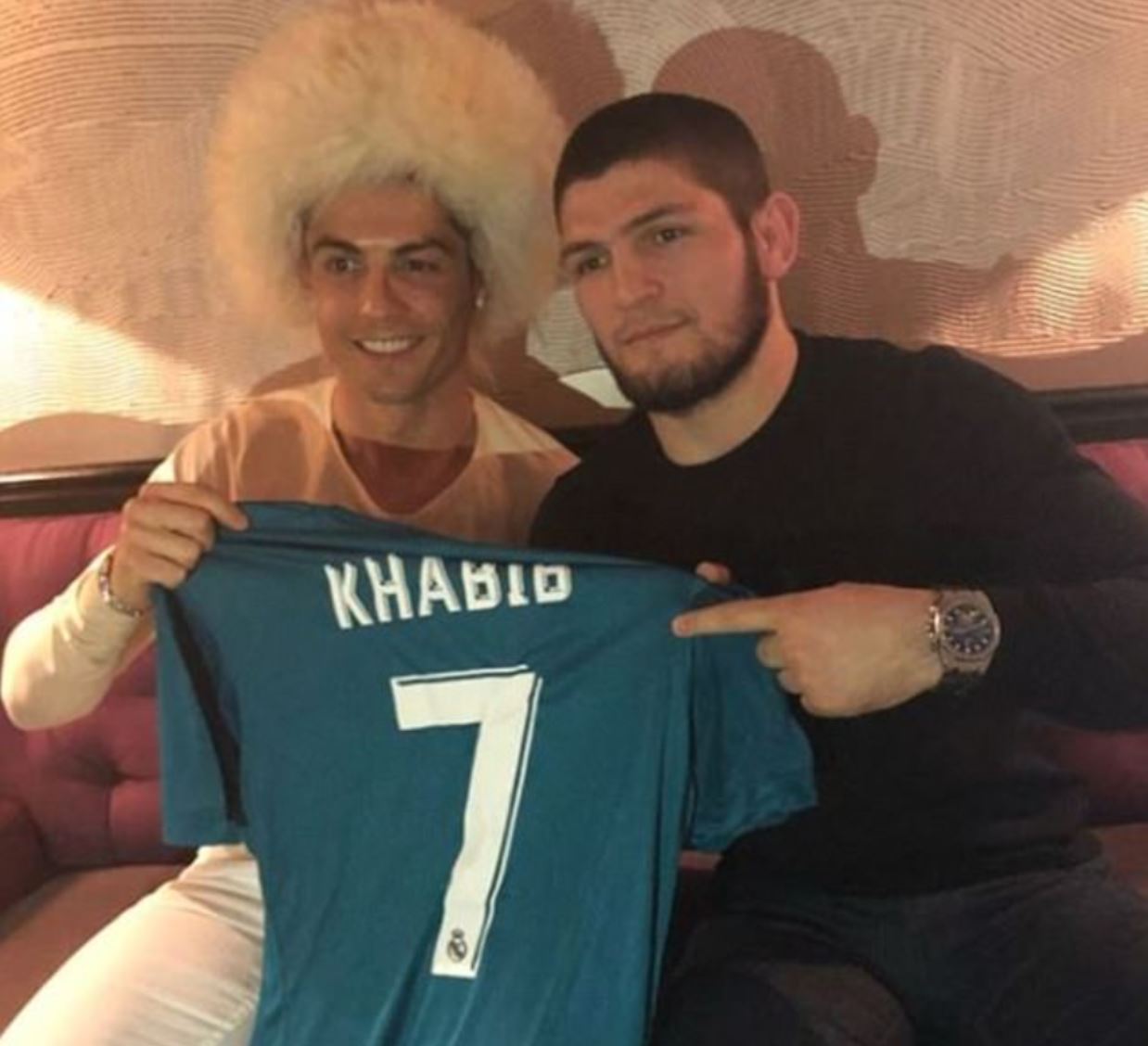 Khabib, UFC legend, names his five favorite fighters to win Champions League. However, he snubs Chelsea holders