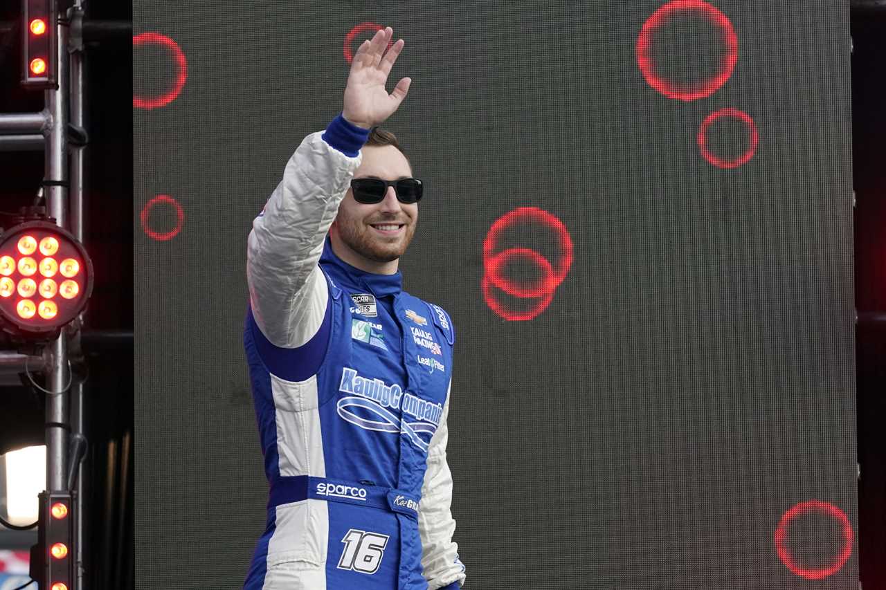 I love fast cars - Floyd Mayweather, 44 years old, is moving into motorsport with his own NASCAR racing team.