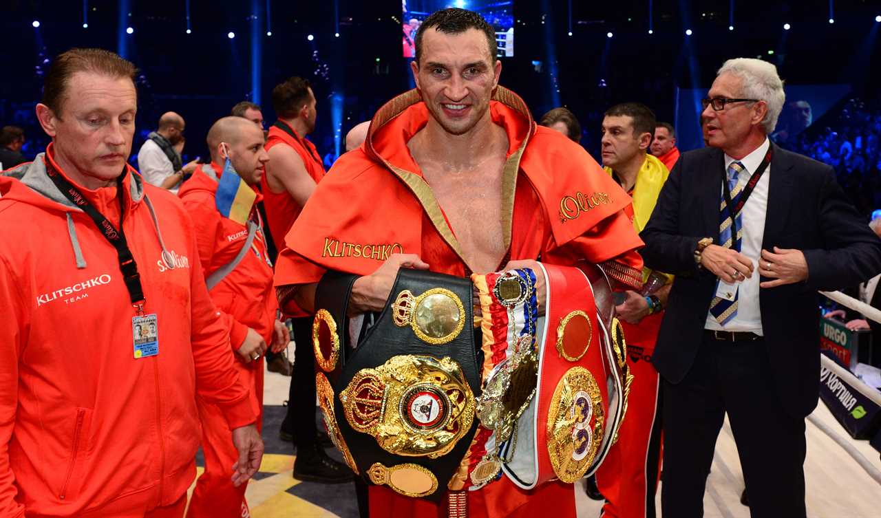 Wladimir Klitschko, boxing's greatest boxer, signs up for the Ukrainian army as Vladimir Putin prepares for an imminent Russian invasion