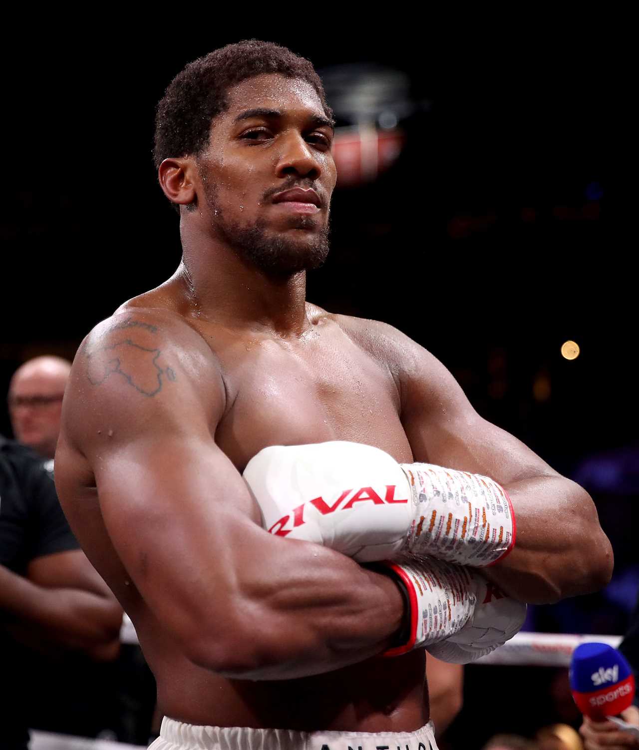Dillian Whyte ranks the top five heavyweights in the world and claims that he is THIRD after Tyson Fury or Anthony Joshua