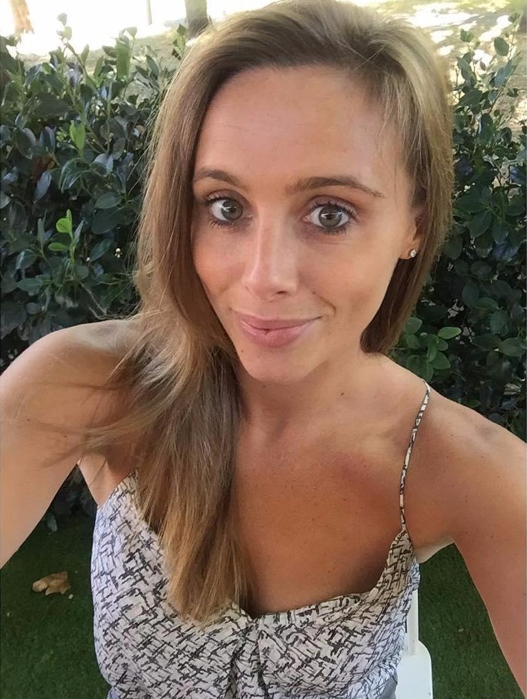 Anna will be hosting the Anthony Joshua vs Joseph Parker coverage