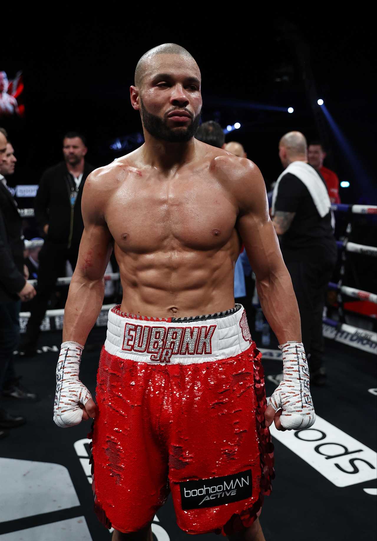 Eubank Jr. explains why he didn’t go to KO after a fan bet his life savings on Williams stopping.