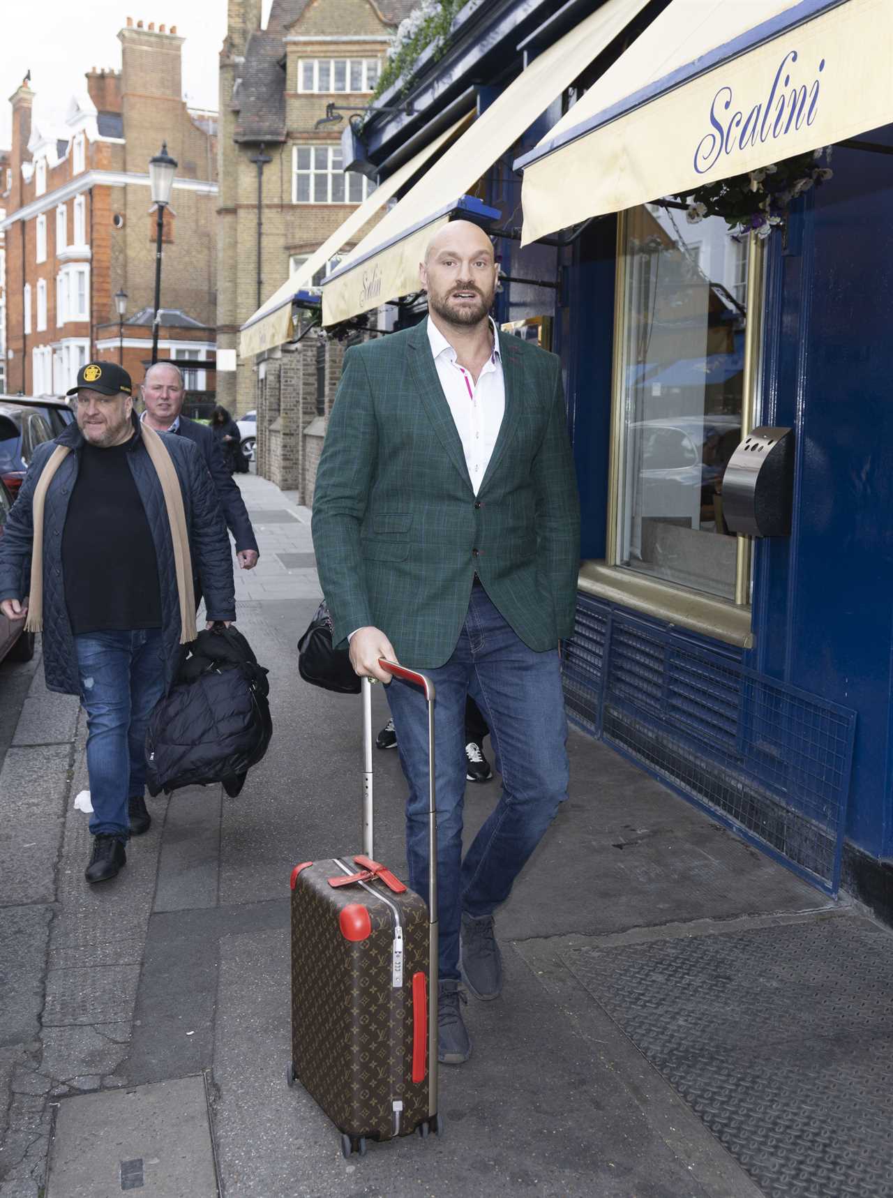 Tyson Fury has lunch with promoters Frank Warren, Bob Arum and London's Dillian Whyte fighter as he gets closer to the fight