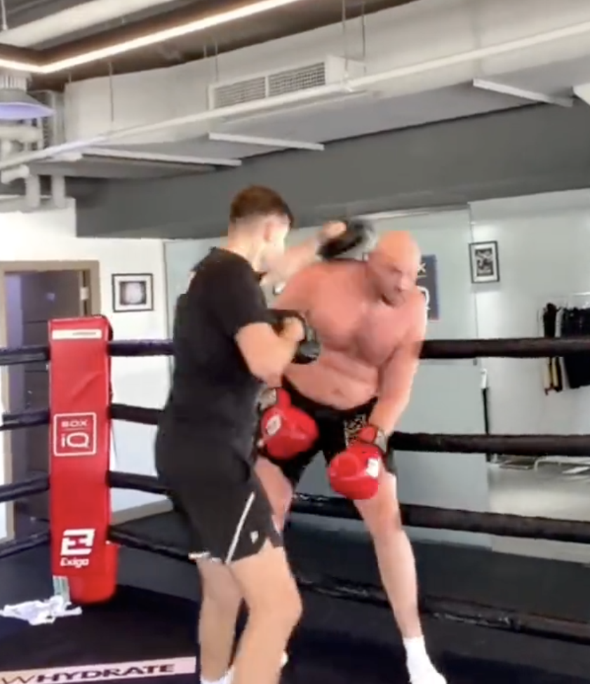 Tyson Fury's blistering hand speed is demonstrated in training for DillianWhyte, leaving fans very impressed