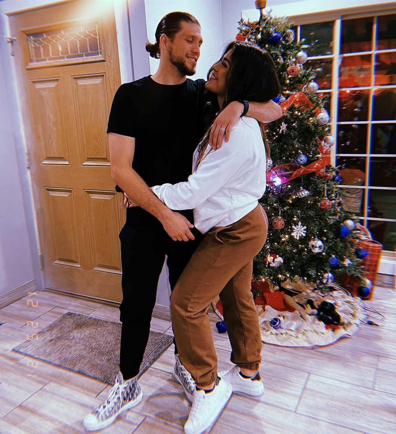 Brian Ortega has Tracy Cortez, the name of his UFC fighter girlfriend tattooed on his LIP in Valentine's Day