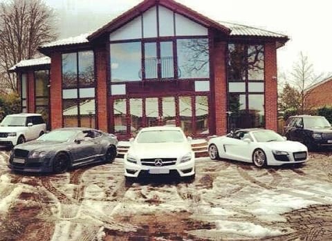 Amazing lifestyle of Amir Khan, including luxurious Dubai home and epic car collection such as the PS160k Porsche 911 Turbo