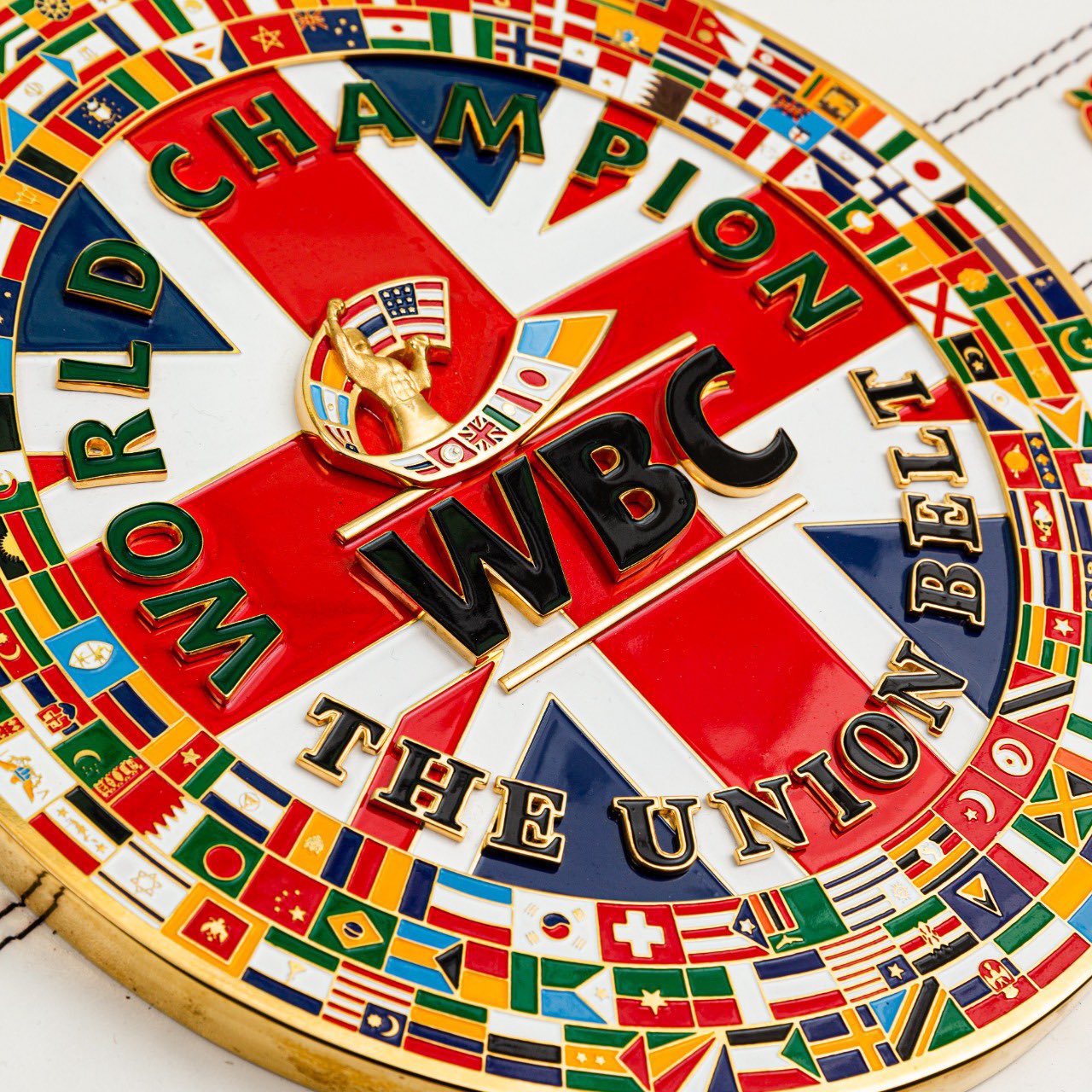 Dillian Whyte and Tyson Fury will compete for a special belt that WBC unveiled in the battle of Britain