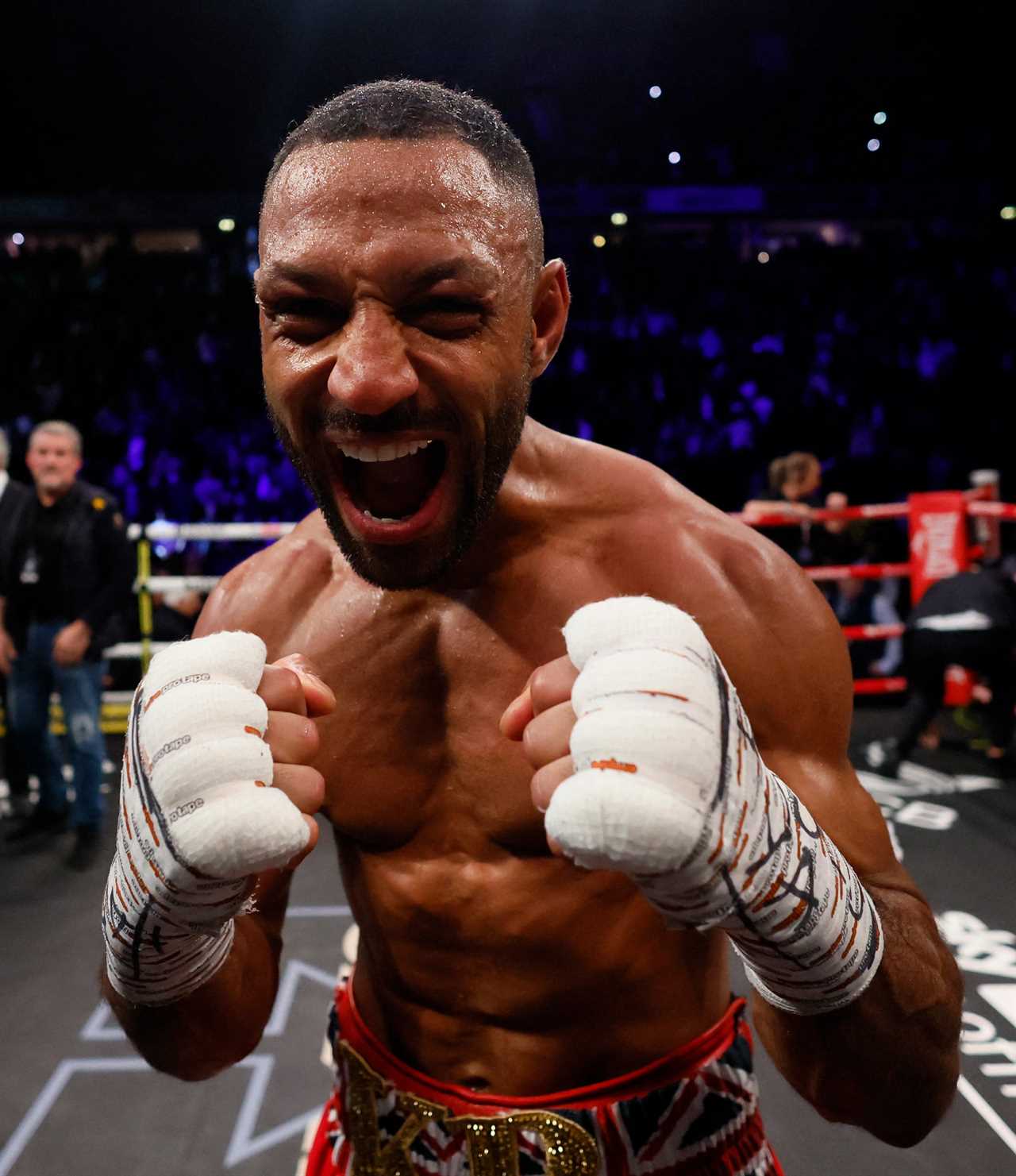 Kell Brook divulges secret message on hand wraps for Amir Khan grudge Match