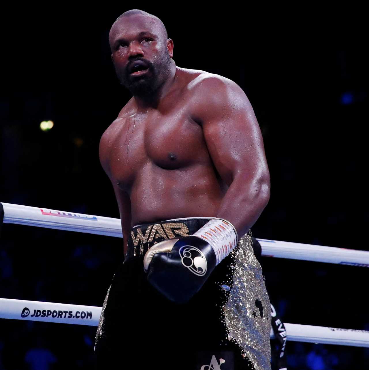 Derek Chisora asks Tyson Fury about his 'hunger', and predicts that Dillian Whyte will cause shock in the world title fight