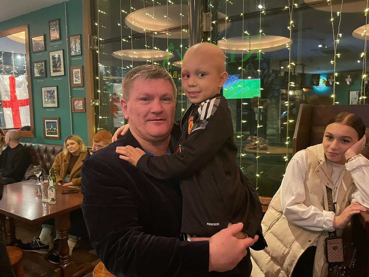 In a heartwarming Instagram video, Ricky Hatton, a brave boy of seven, battles cancer.