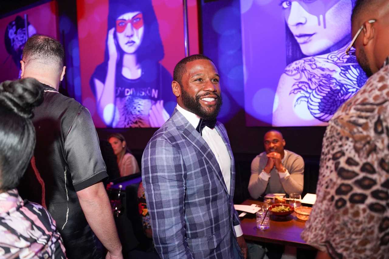 Floyd Mayweather sings Karaoke with Kanye West, music star, and Antonio Brown, NFL bad boy, during a party honoring boxing legend.