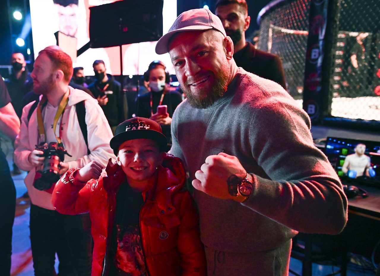 Conor McGregor, UFC superstar, was present at Bellator 265 as he cheered on Lee Hammond, his SBG Ireland teammate.
