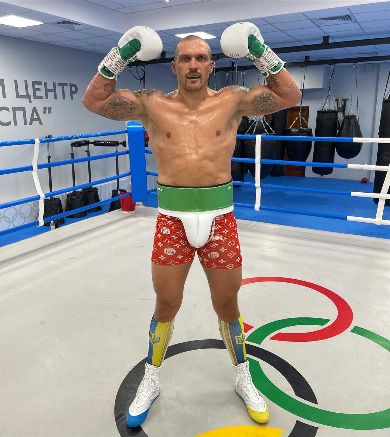As Anthony Joshua is unable to travel to Ukraine, Oleksandr Usyk has been putting his training plans on hold.