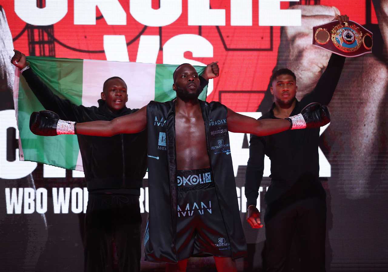 Anthony Joshua and UFC champ Israel Adesanya leave Lawrence Okolie to watch Brit win the hug-heavy Michal Chileslak fight