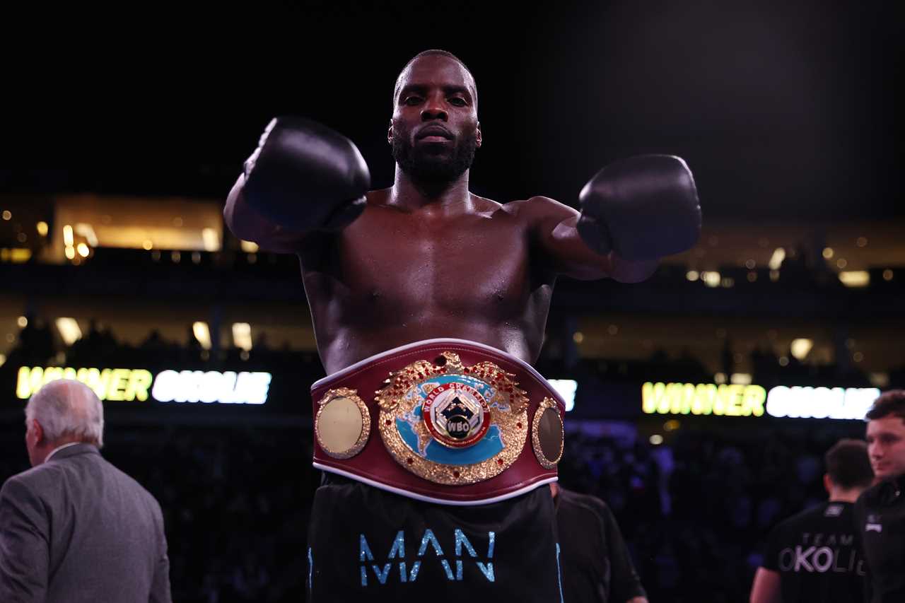 Anthony Joshua and UFC champ Israel Adesanya leave Lawrence Okolie to watch Brit win the hug-heavy Michal Chileslak fight