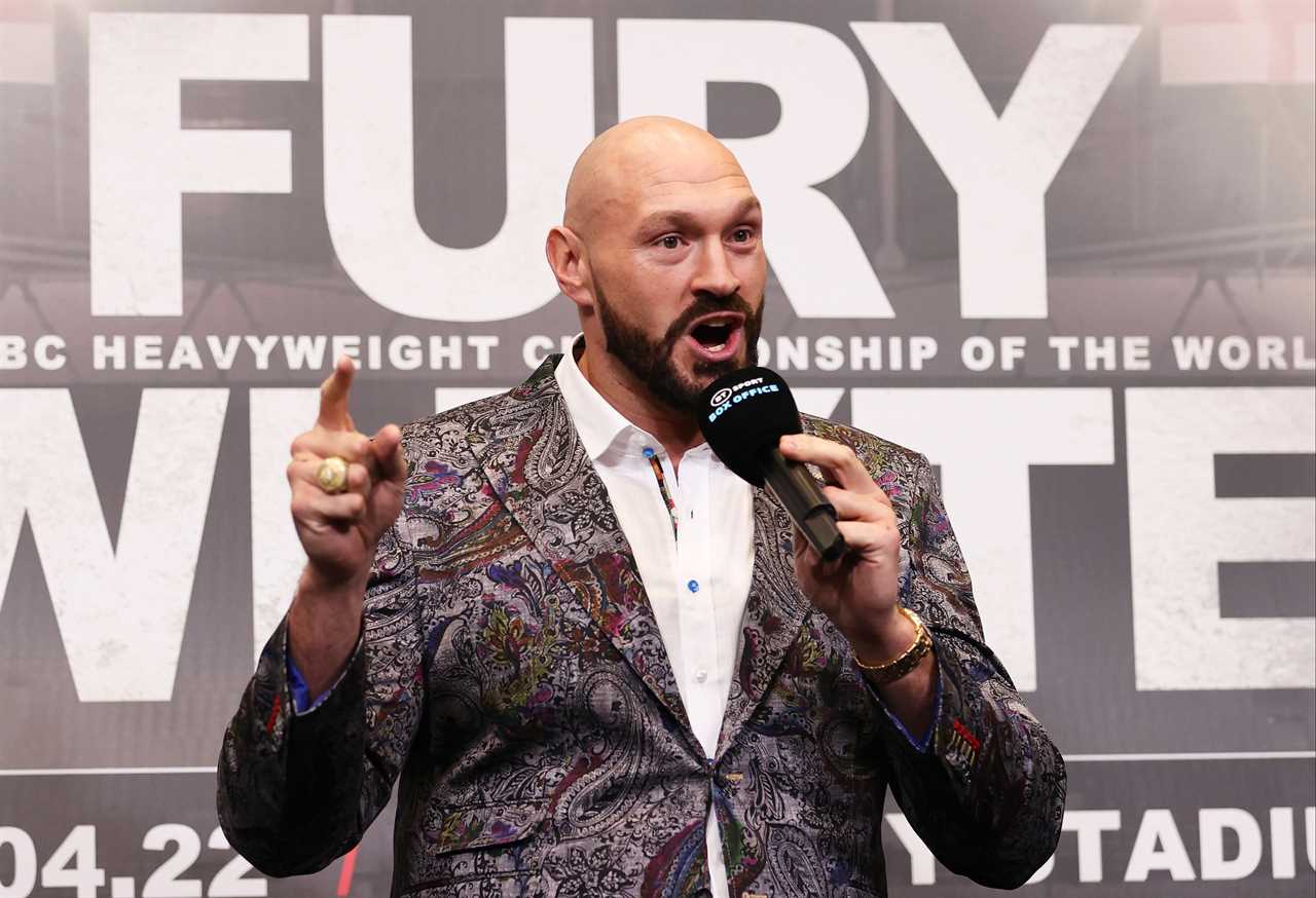 Tickets for Tyson Fury and Dillian Whyte sell out in 90 minutes. Brits rush to catch the big world title fight