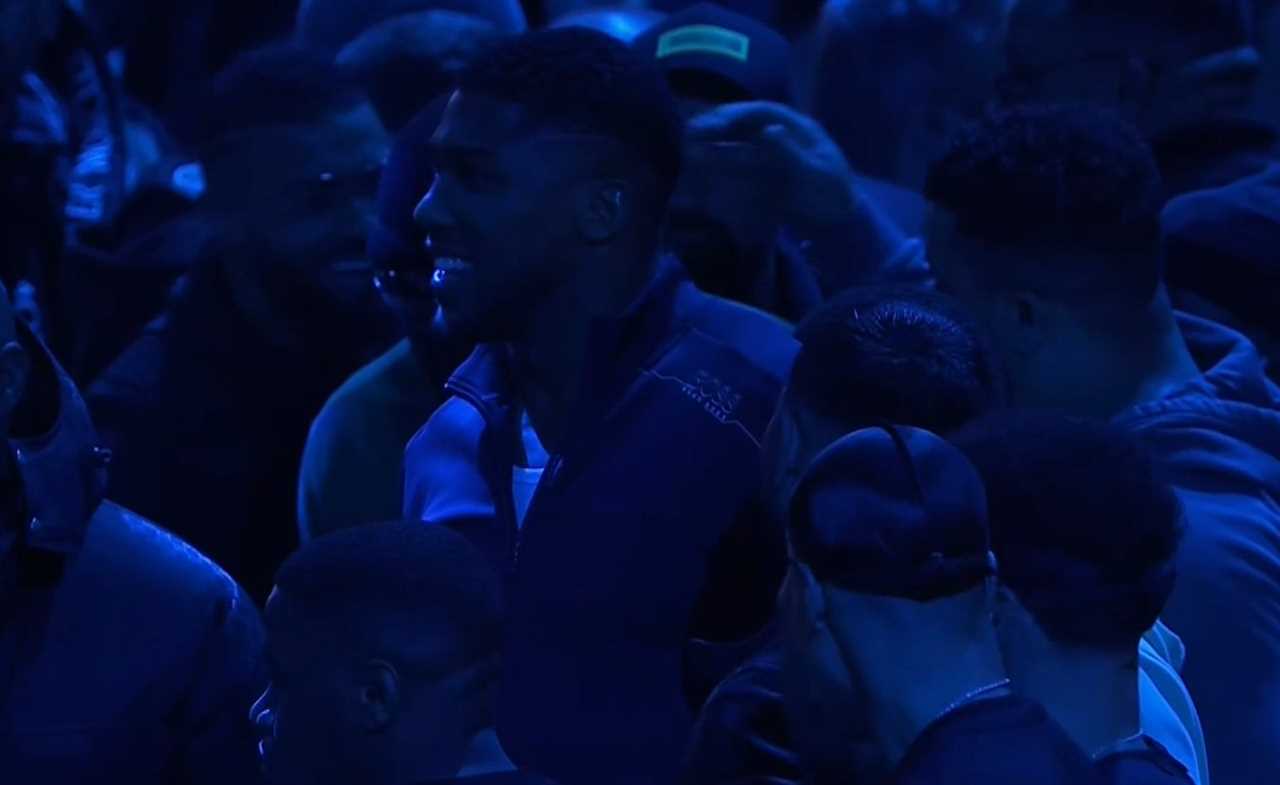 Celebrity boxing match ends with chaos, as YouTube star Ryan Taylor HEADBUTTS opponent 'DK money' in front Anthony Joshua