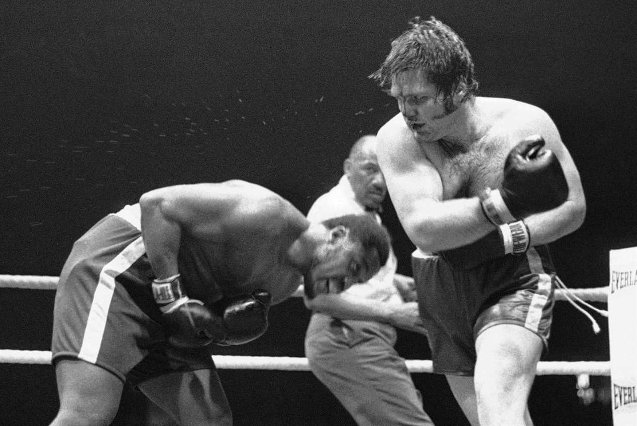 Ron Stander, 77, has died. Tributes are paid to the heavyweight boxer, nicknamed Bluffs Butcher, who fought Joe Frazier.