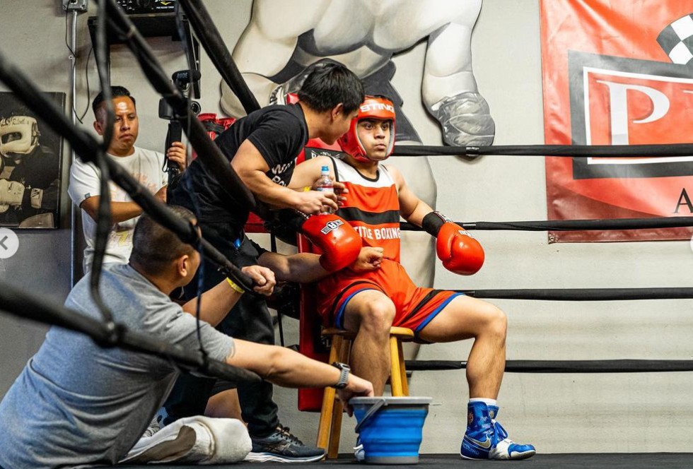 Manny Pacquiao's son has a great start to his boxing career, after impressing his dad and winning debut.