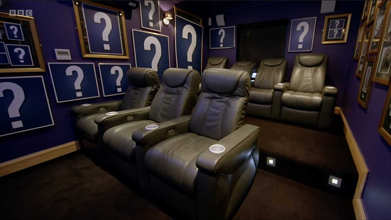 Ricky Hatton's Manchester home features a gold dining room, home theater, pool, and diamante door handles.