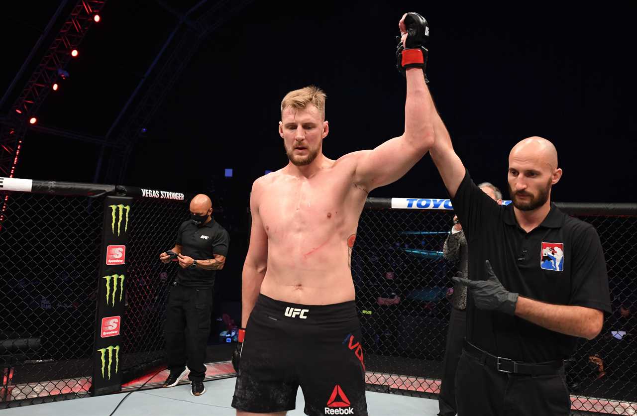 After a difficult entry to the UK from Russia, Alexander Volkov has taken on the 'heel' role for UFC London clash with Tom Aspinall.