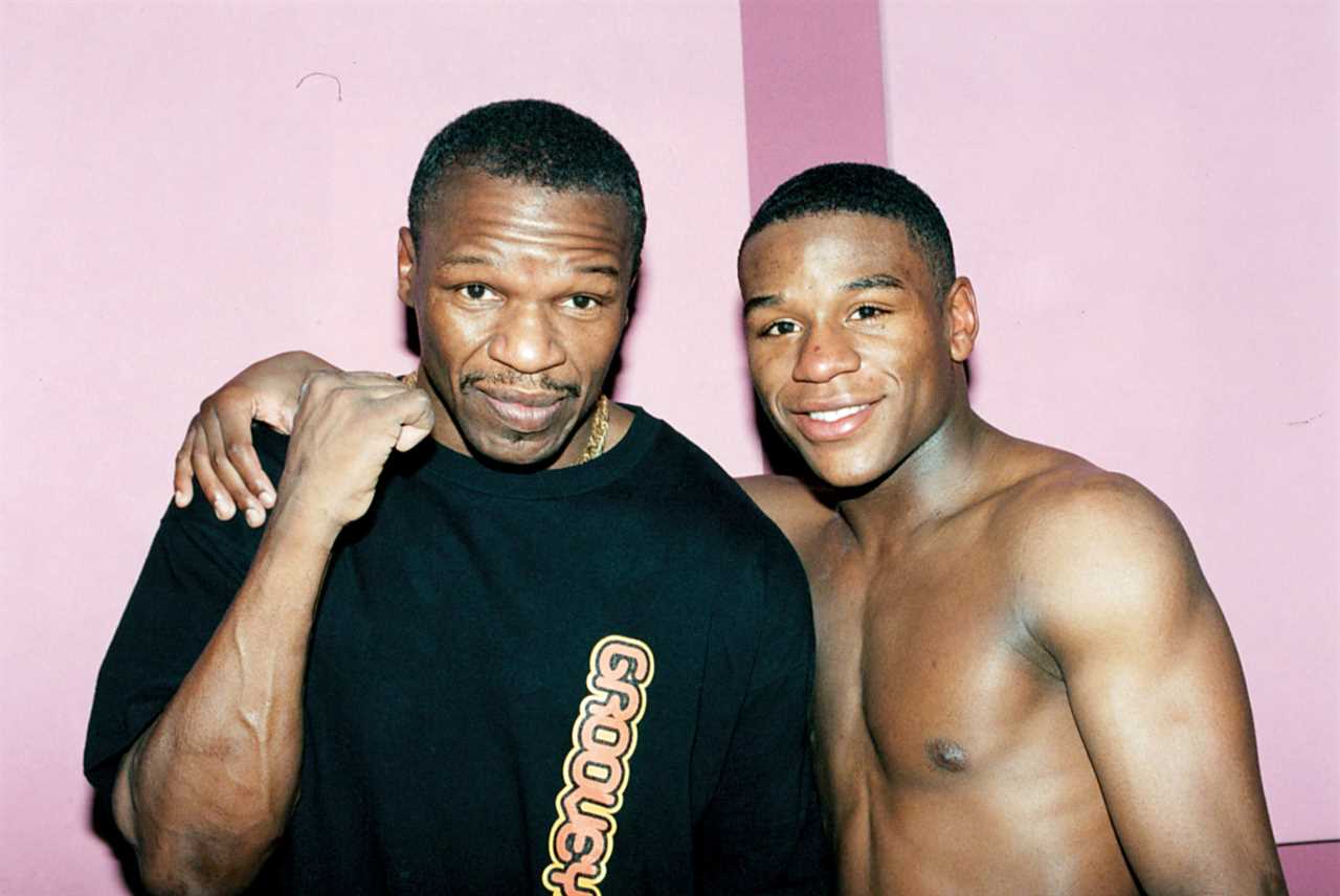 Pacquiao's son makes his debut with seven father-son boxing teams, including the Eubanks, Benns, Benns, and Hattons.