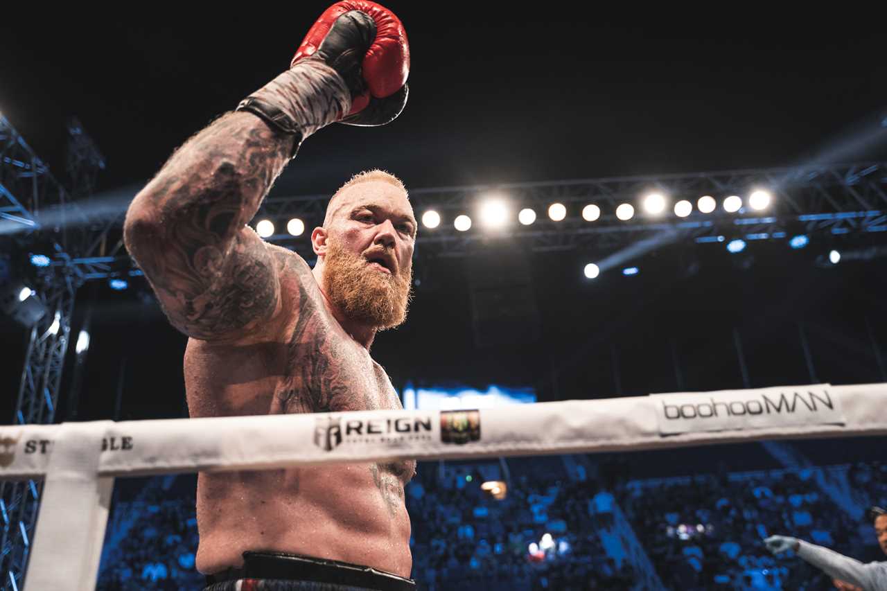 After winning a grudge match in Dubai, Thor trolls Eddie Hall with sarcastic comments about 'technique