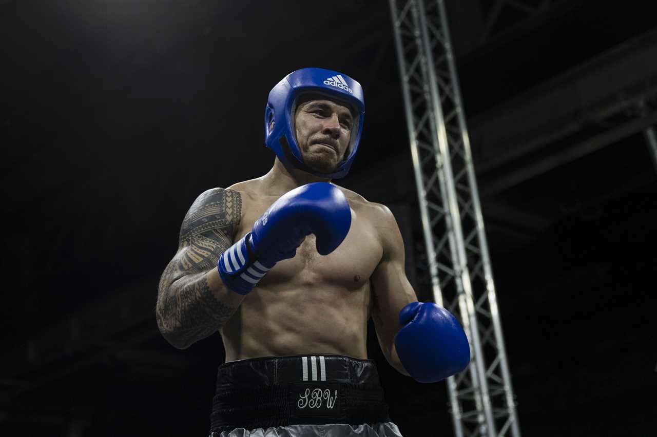 Are Sonny Bill Williams and Barry Hall fighting on TV? Live streaming of boxing matches Down Under: Channel, start time, and live stream