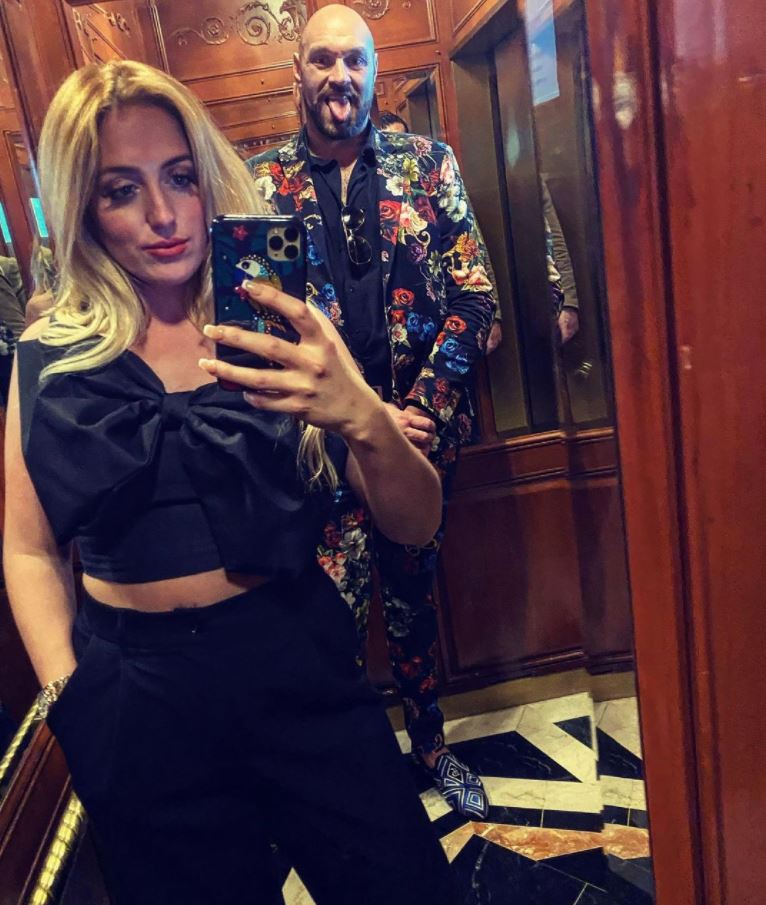 Tyson Fury's throwback photo with Paris leaves fans stunned by his curly hair
