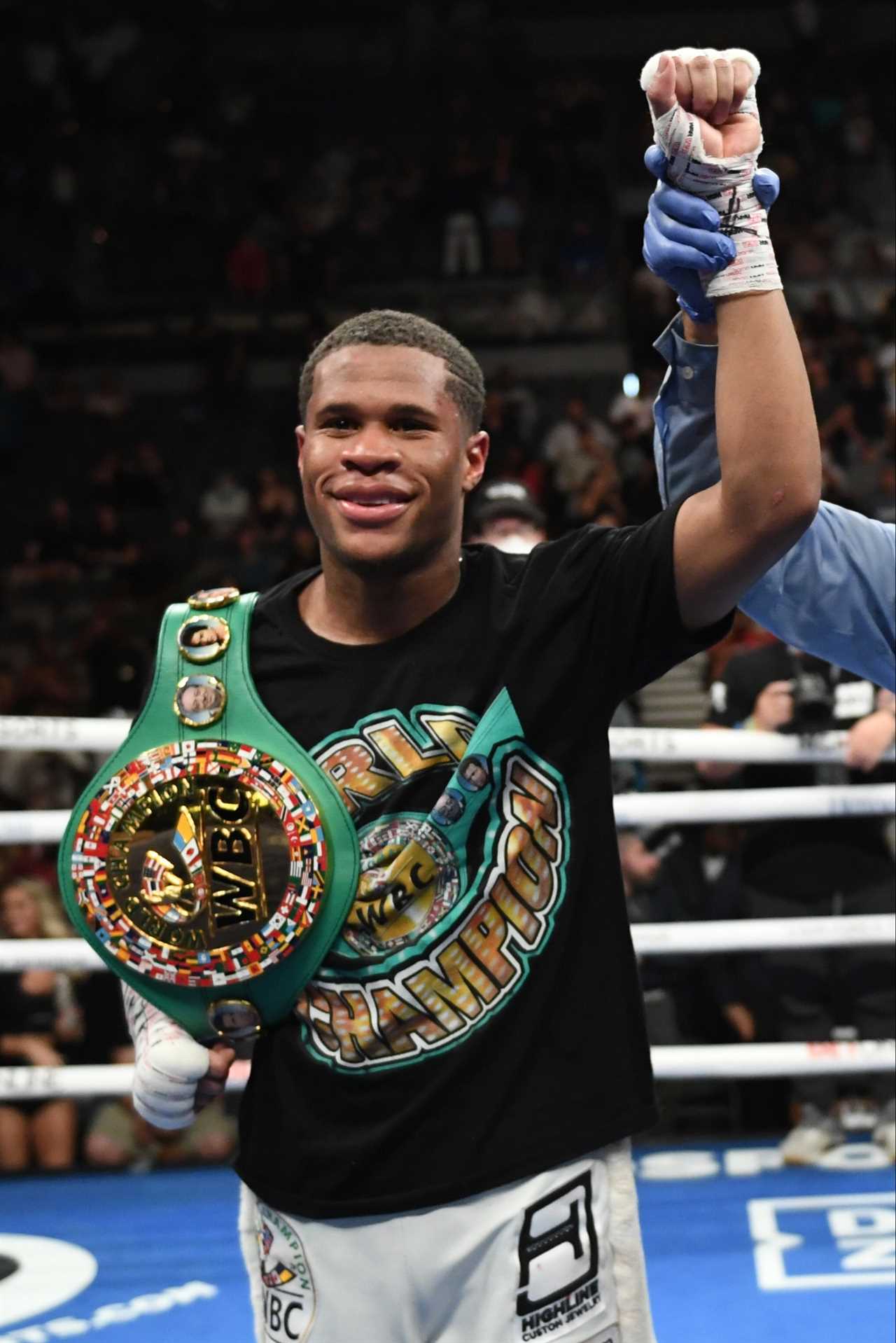 Devin Haney and George Kambosos Jr. agree to a super-fight on June 5, in Australia, with a rematch clause