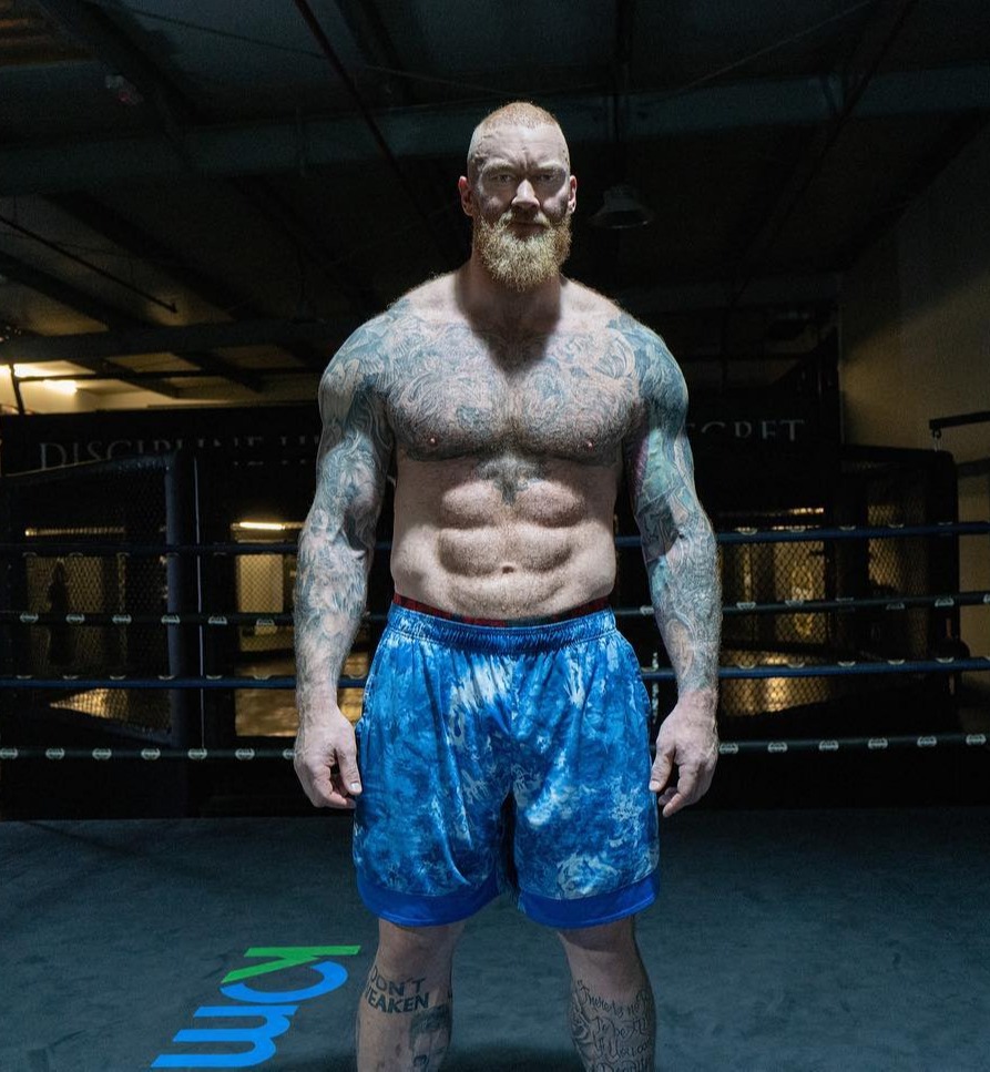KSI calls Hafthor Jornsson out after Eddie Hall wins. YouTuber describes how he would face Game of Thrones star