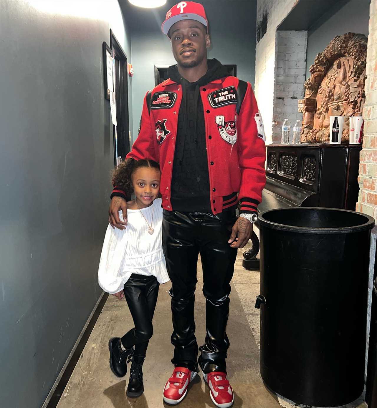 Errol Spence Jr.'s son learns to box at the age of ONE. Champ brings his children to the gym to'see where their food comes from'