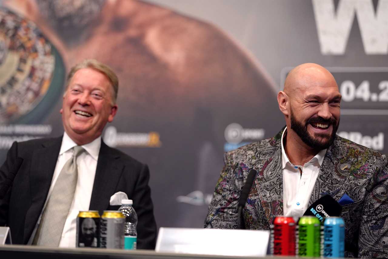 As Dillian Whyte's coach, Tyson Fury trains for him. This is a rare glimpse into his camp in the midst of social media silence.