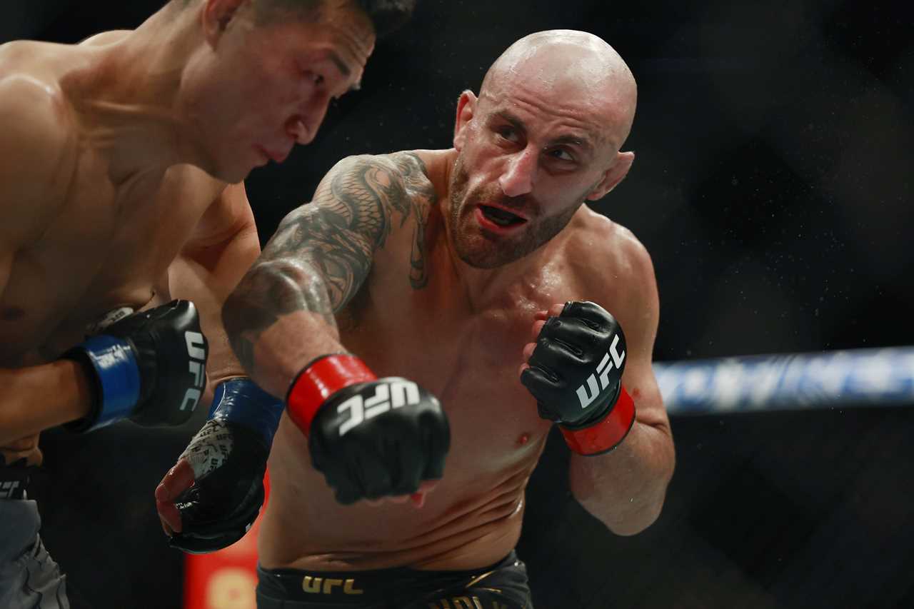 Volkanovski beats Korean Zombie to win brutal UFC 273 victory. Loser is left bloody and struggling for breath.