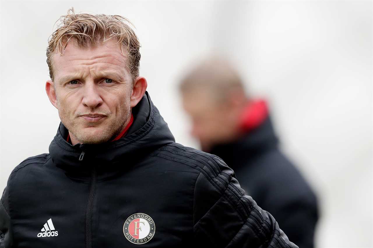 Dirk Kuyt, Liverpool's cult hero, takes up boxing and fights his first fight in October. He is looking for a celebrity opponent.