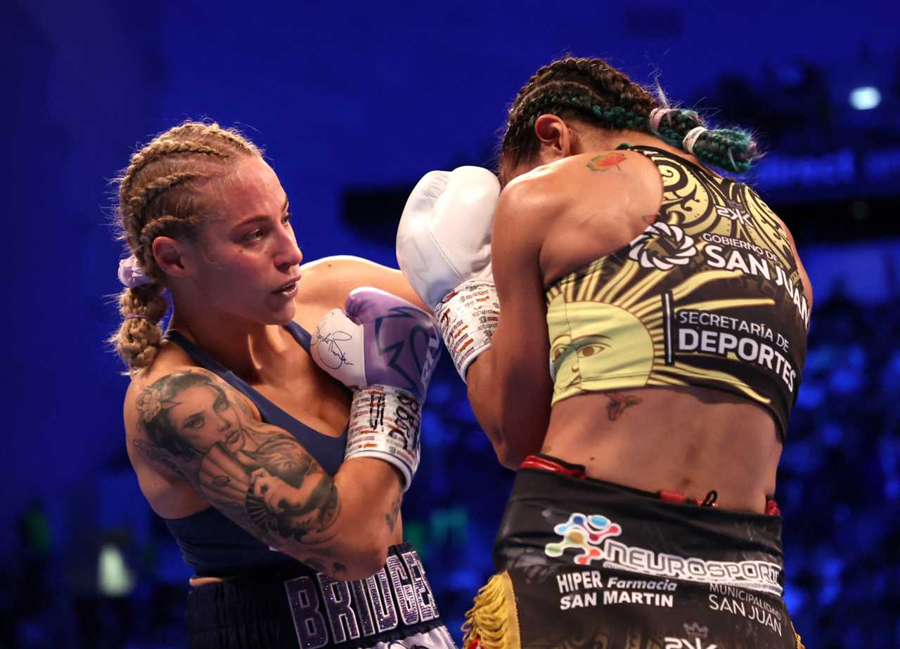 Many people hate my boxing skills, because they can't see beyond my boobs. Ebanie Bridges, new world champion in boxing, said that.