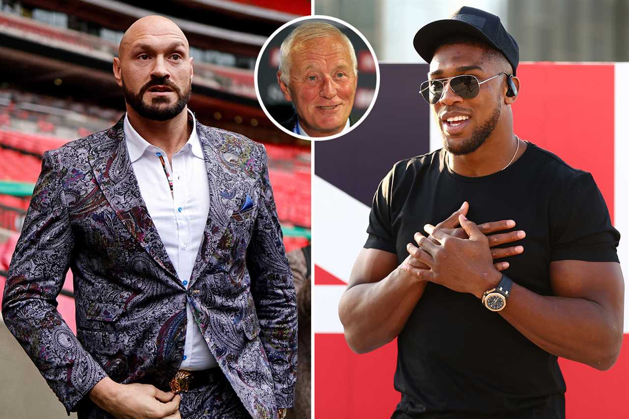 Jake Paul is puzzled by Conor McGregor’s 'bum’ coach’s offer to train YouTubers in MMA.