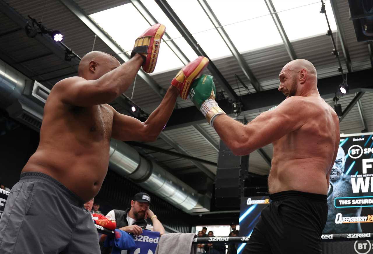 Tyson Fury hints at Dillian Whyte's game plan in an open workout, while father John digs into his 'average body'