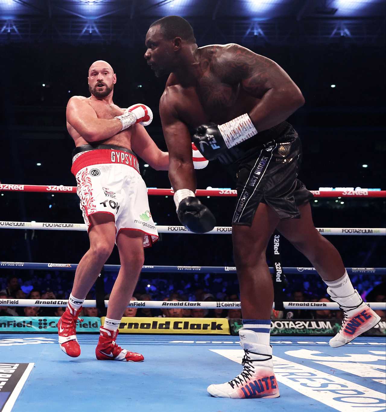 Scorecards Tyson Fury vs Dillian Youte revealed. Body Snatcher won TWO rounds of five before the savage uppercutKO