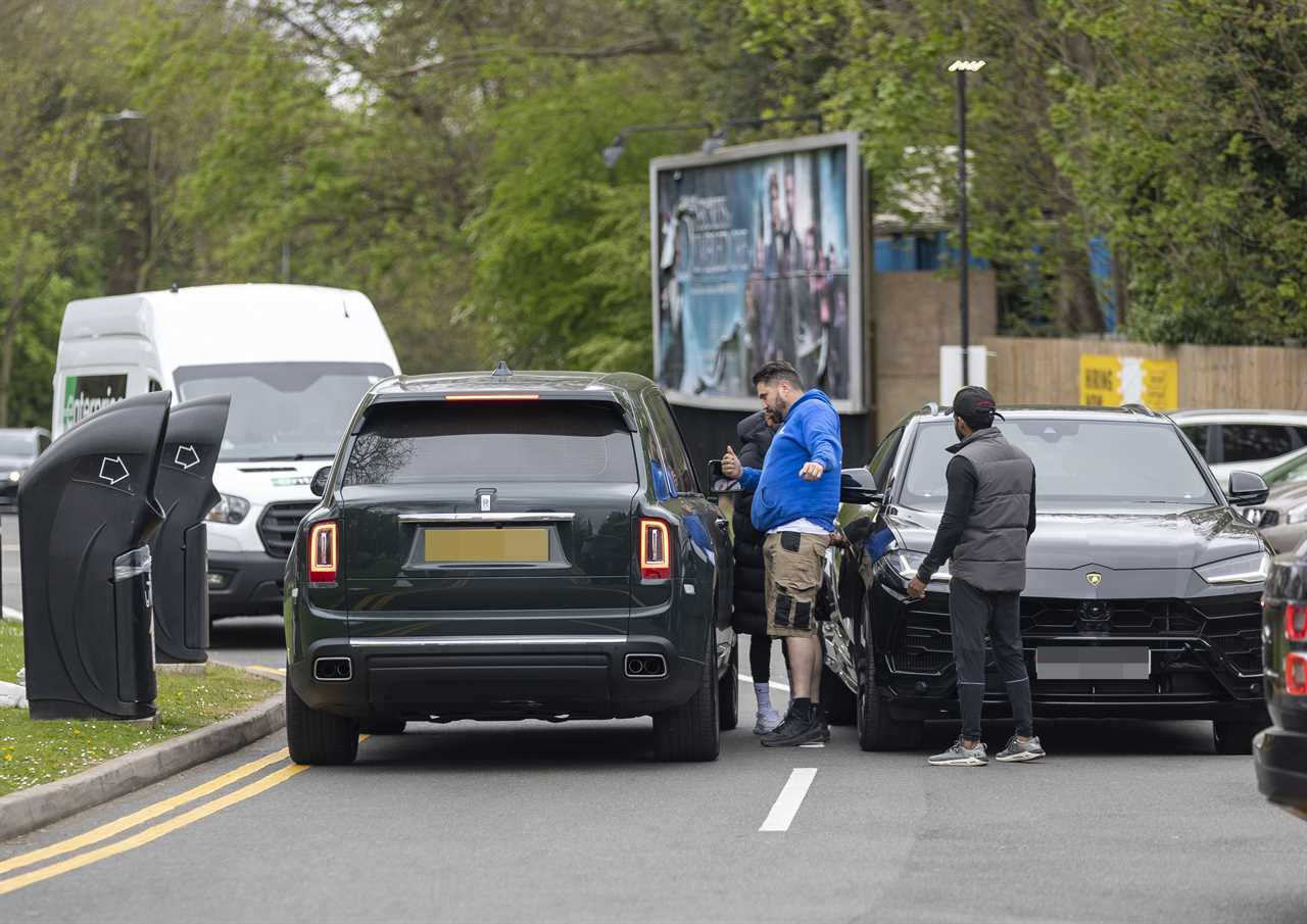 After beating Dillian Whyte at Wembley, Tyson Fury purchases a celebratory McDonald's in a PS300k Rolls-Royce