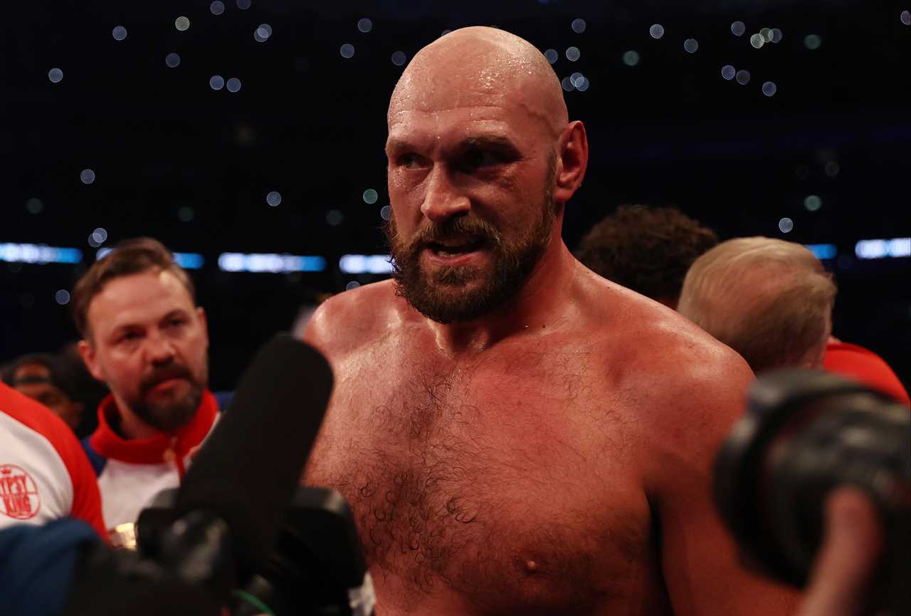 Dillian Whyte claims that Tyson Fury smashed his head on the canvas when he was pushed by a rival. New footage shows Tyson Fury's KO.