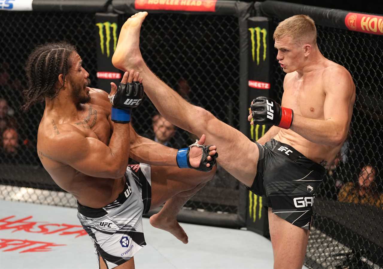 UFC rookie Ian Garry isn't looking for a similar push to Khamzatchimaev, but is confident that he can combine it with the elite of the WW division