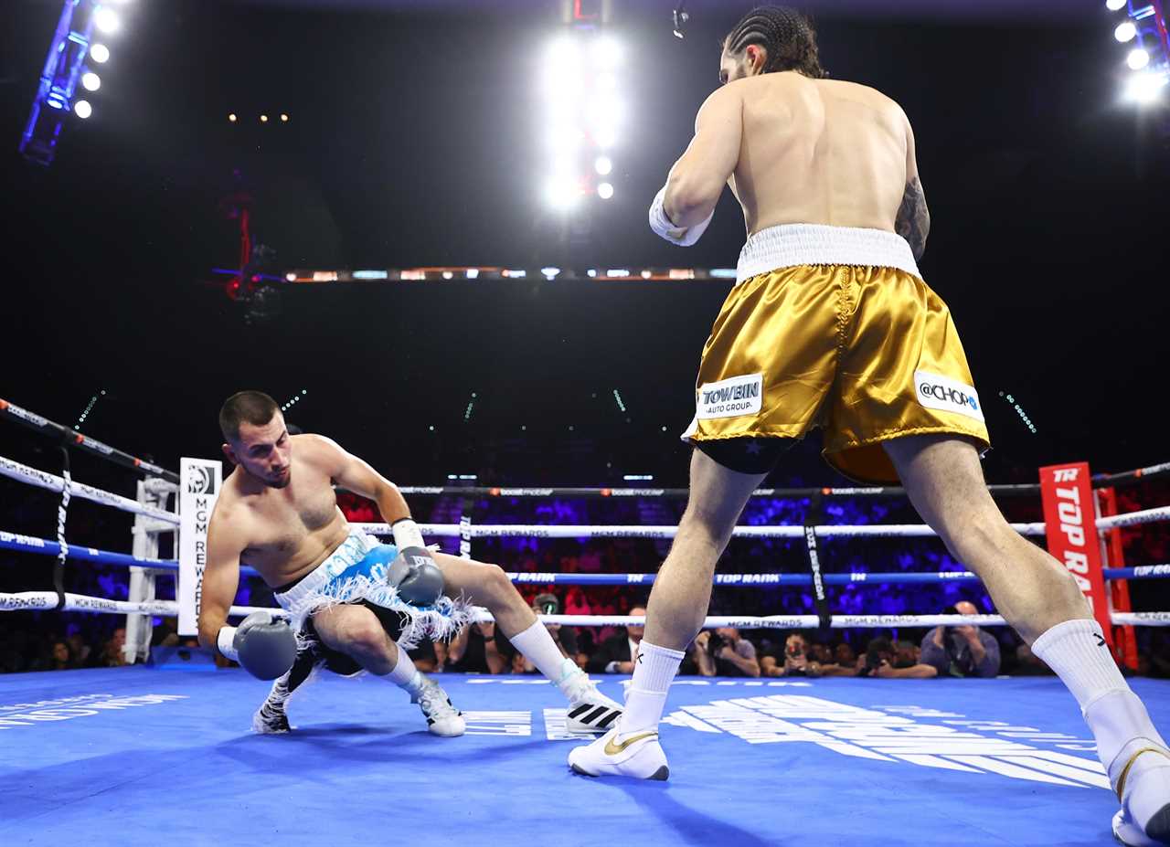 To extend the perfect record, watch Nico Ali's explosive one-punchKO only two minutes into Muhammad Ali's fight.